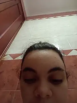 Snapshot of LunaLu_MM chatting on March 28, 2026, 4:01 am LunaLu MM online show from March 28, 2026, 4:01 am