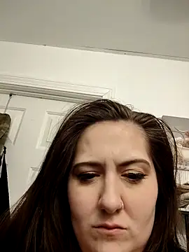 Lxxxi8 online show from April 20, 2026, 11:17 pm