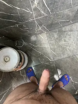 Snapshot of Theohernan chatting on April 5, 2026, 8:50 pm Theohernan online show from April 5, 2026, 8:50 pm