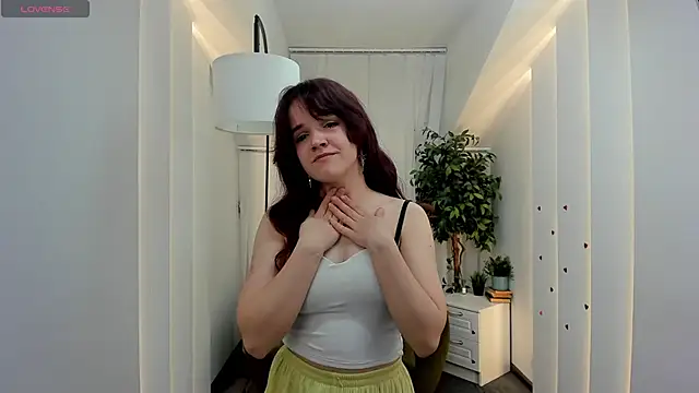 Anny Lani online show from March 28, 2026, 5:07 am