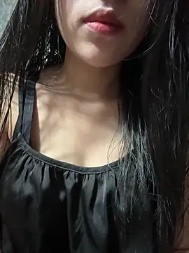   Liana-sexy   online show from April 12, 2026, 5:23 am