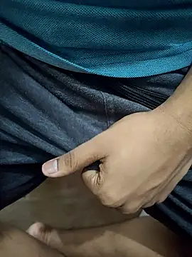 sweetcock180 online show from April 13, 2026, 9:37 am