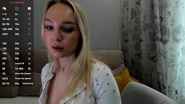 Snapshot of MelodyIllves chatting on March 30, 2026, 10:27 am MelodyIllves online show from March 30, 2026, 10:27 am