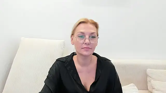 OeigesMik online show from April 4, 2026, 11:51 am