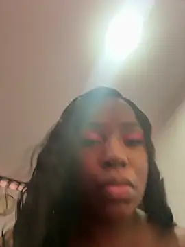 Snapshot of IrisJones_ chatting on July 10, 2026, 12:30 pm IrisJones online show from July 10, 2026, 12:30 pm