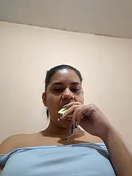 Snapshot of Ciela_xxx chatting on April 9, 2026, 1:27 am Ciela xxx online show from April 9, 2026, 1:27 am