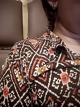 Deeksha5356 online show from March 27, 2026, 9:47 pm