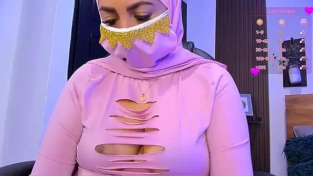 Nailea   online show from March 28, 2026, 2:33 am