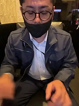 Snapshot of RYUICHI_1919 chatting on May 11, 2026, 10:54 am RYUICHI 1919 online show from May 11, 2026, 10:54 am