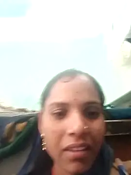 Sapnaroy1213 online show from April 14, 2026, 5:13 am