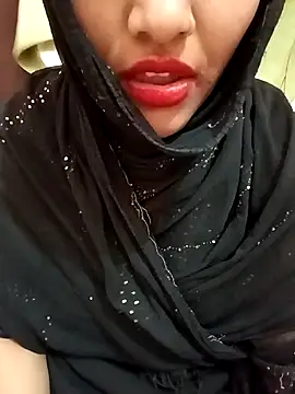 Snapshot of Miss_Noor__ chatting on June 19, 2026, 8:29 am Miss Noor online show from June 19, 2026, 8:29 am