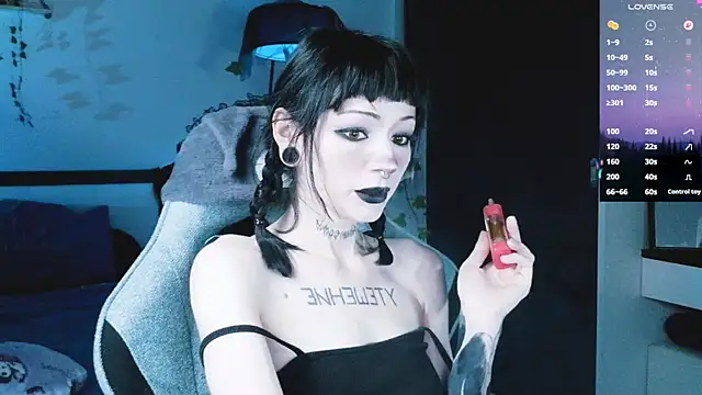 H3xD0ll online show from July 12, 2026, 11:56 am
