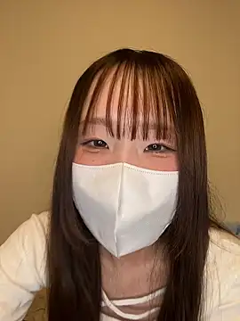 moechan mero online show from May 7, 2026, 9:58 am
