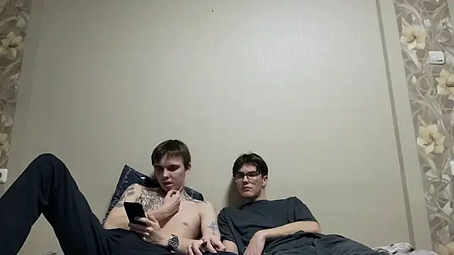 Snapshot of Lucas_ice chatting on April 10, 2026, 2:00 pm Lucas ice online show from April 10, 2026, 2:00 pm