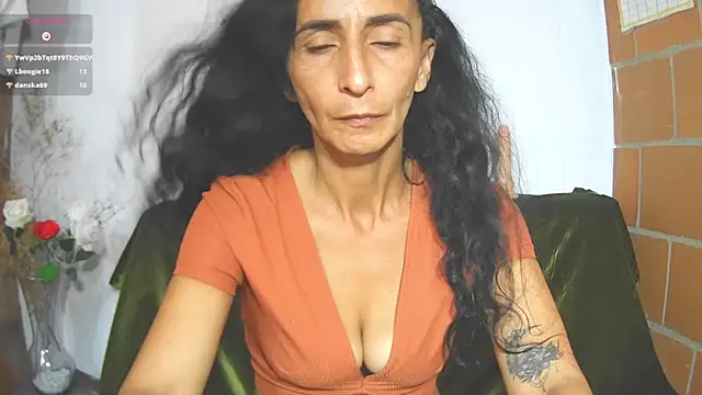 SamanttaLopez online show from May 31, 2026, 6:09 pm