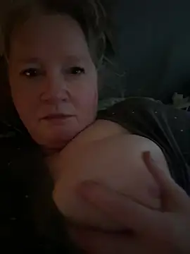 Tinchen Milf online show from April 14, 2026, 7:47 am