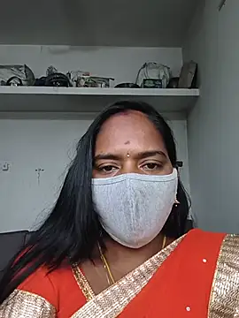 Snapshot of Tamil_Sangeetha chatting on June 27, 2026, 1:32 am Tamil Sangeetha online show from June 27, 2026, 1:32 am