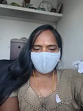 Snapshot of Tamil_Sangeetha chatting on July 13, 2026, 11:35 am Tamil Sangeetha online show from July 13, 2026, 11:35 am