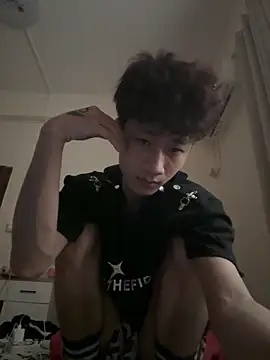 Snapshot of sexyboy-3525 chatting on May 31, 2026, 5:59 am sexyboy-3525 online show from May 31, 2026, 5:59 am