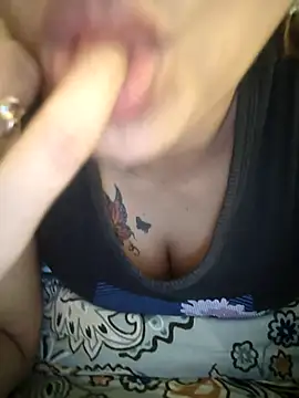 riyaa sexyy online show from July 18, 2026, 8:34 pm