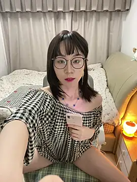 meimeibuguai online show from April 4, 2026, 2:14 pm