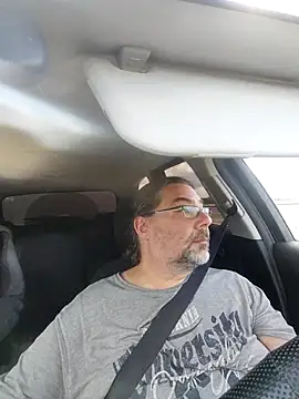 Ausreissender online show from April 1, 2026, 8:59 am