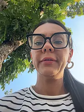 SofiParma online show from June 19, 2026, 10:02 pm