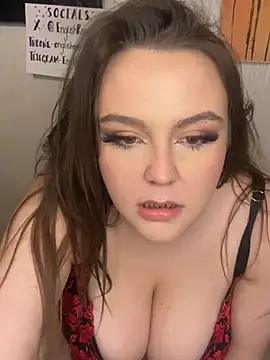 EnglishRoseAmateur online show from June 14, 2026, 1:58 am