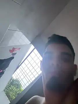 Snapshot of Josehjr chatting on April 4, 2026, 10:35 am Josehjr online show from April 4, 2026, 10:35 am