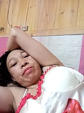Vily-lonely online show from May 10, 2026, 10:15 pm