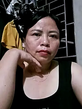 -Hami- online show from May 2, 2026, 6:13 pm