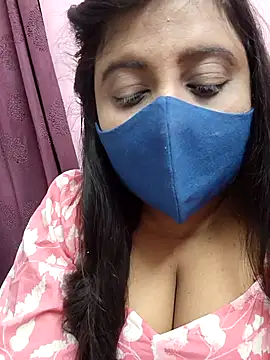 Snapshot of Tami-sonia chatting on April 1, 2026, 2:03 pm Tami-sonia online show from April 1, 2026, 2:03 pm