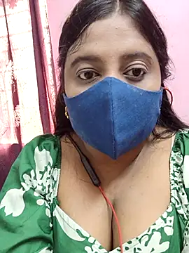 Snapshot of Tami-sonia chatting on April 9, 2026, 10:42 am Tami-sonia online show from April 9, 2026, 10:42 am