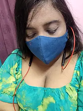 Snapshot of Tami-sonia chatting on April 14, 2026, 6:25 pm Tami-sonia online show from April 14, 2026, 6:25 pm