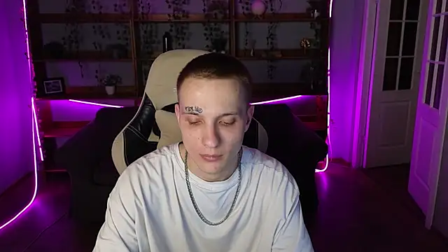 Dreamkai online show from April 7, 2026, 2:39 pm