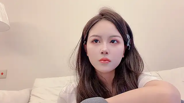 Snapshot of huxierbaby chatting on March 30, 2026, 10:05 am huxierbaby online show from March 30, 2026, 10:05 am