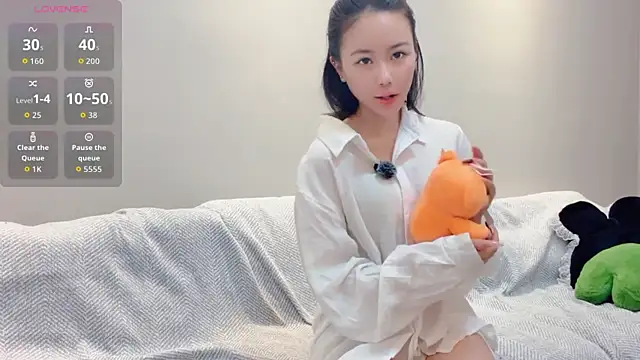 huxierbaby online show from May 20, 2026, 3:18 pm