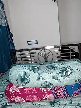 CamGirl Neha online show from May 7, 2026, 7:30 pm