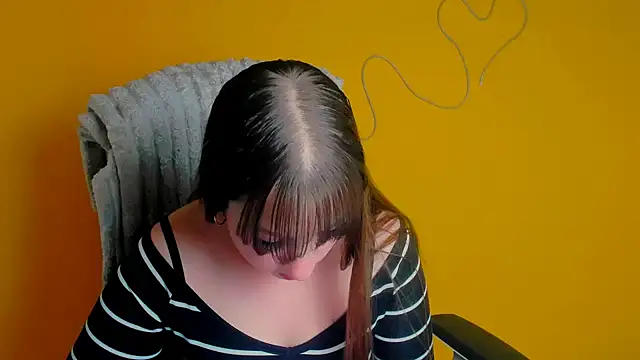 Tiffani Angel online show from May 16, 2026, 10:36 am
