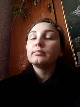 DomiXnika online show from April 3, 2026, 11:41 am