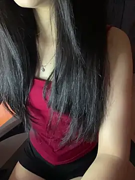 Annie nii online show from April 10, 2026, 9:19 pm