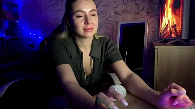 Snapshot of SandyKiss_ chatting on April 3, 2026, 3:32 pm SandyKiss online show from April 3, 2026, 3:32 pm