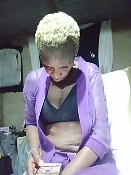 Naughtygrany online show from July 4, 2026, 7:09 pm