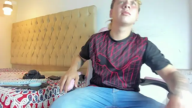 SebastianNoir1 online show from April 6, 2026, 8:21 pm