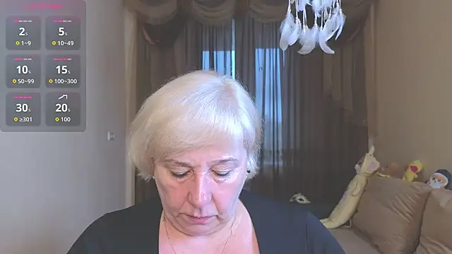 Milane Milky online show from April 14, 2026, 4:40 am