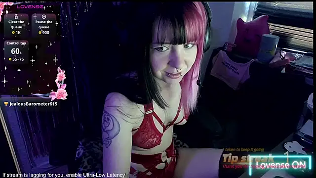 CutieTracer online show from May 4, 2026, 11:06 am