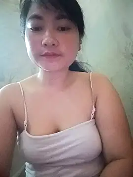 Linh Hoang online show from June 4, 2026, 8:09 am