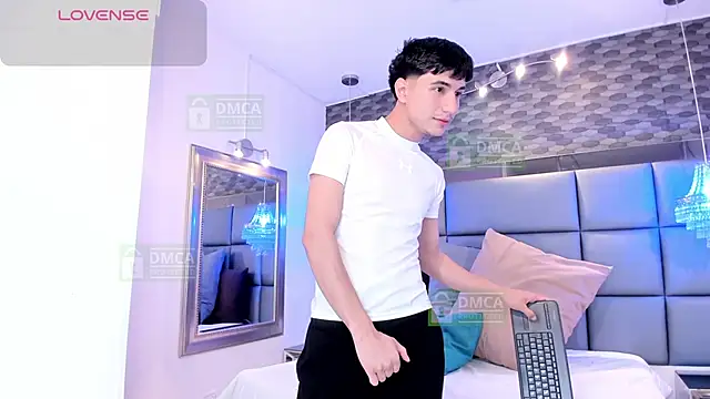 Taylor Brooks online show from April 28, 2026, 6:02 pm