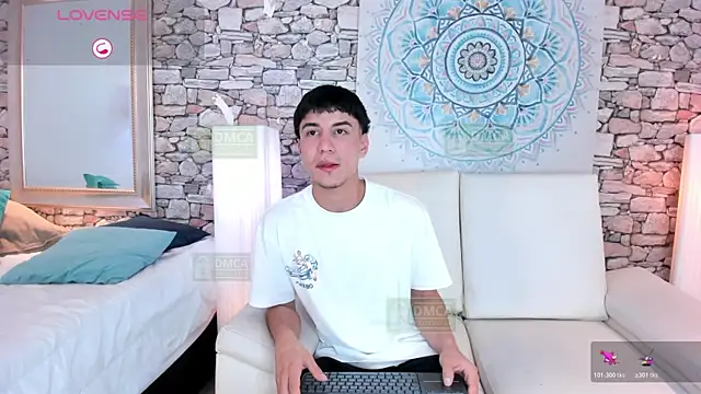 Taylor Brooks online show from May 6, 2026, 6:24 pm