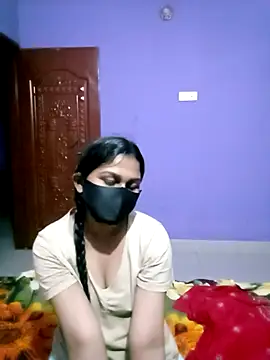 Jerin Couple61 online show from April 8, 2026, 7:03 pm